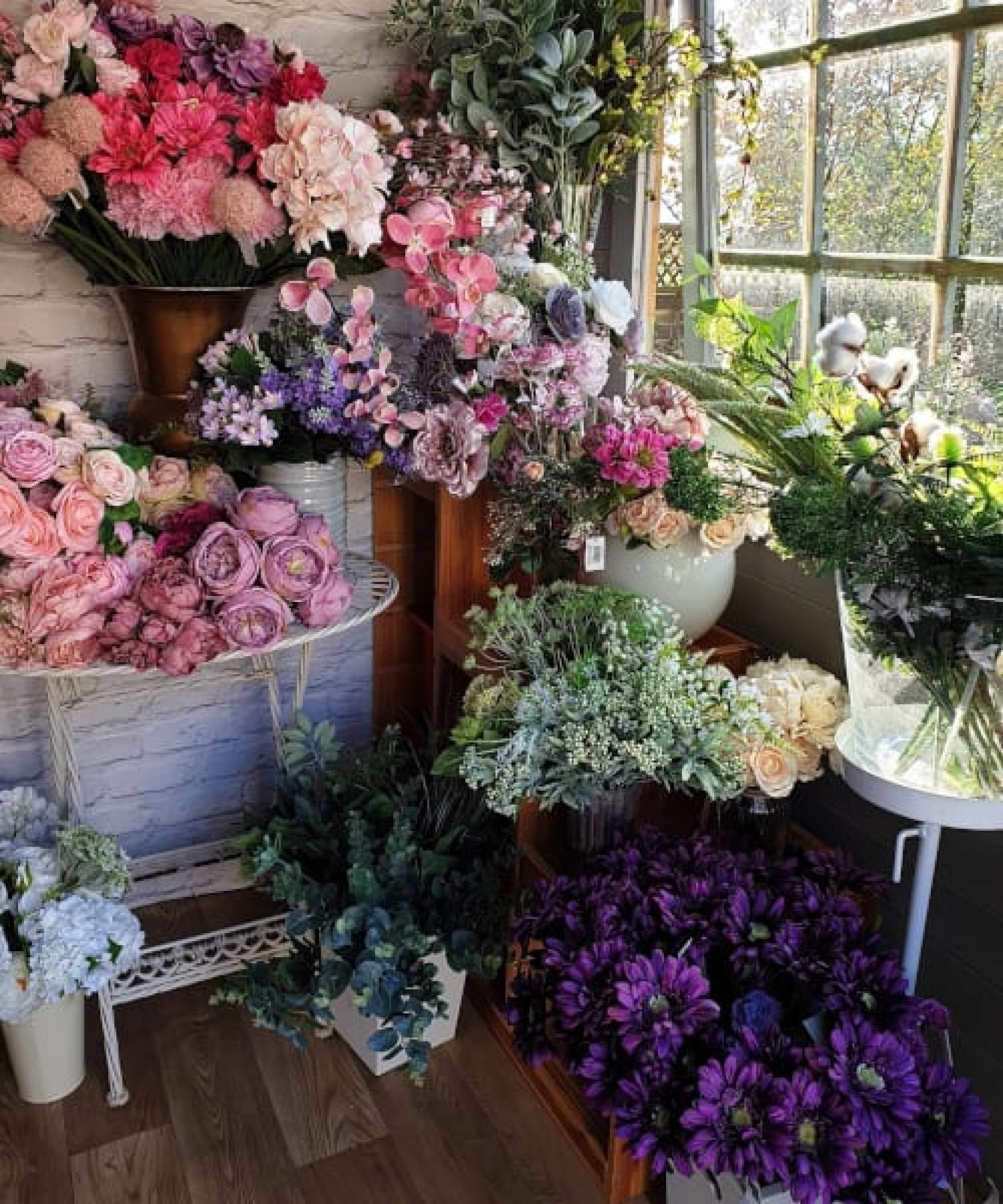 Flowers by Lavish | Coalville | Home