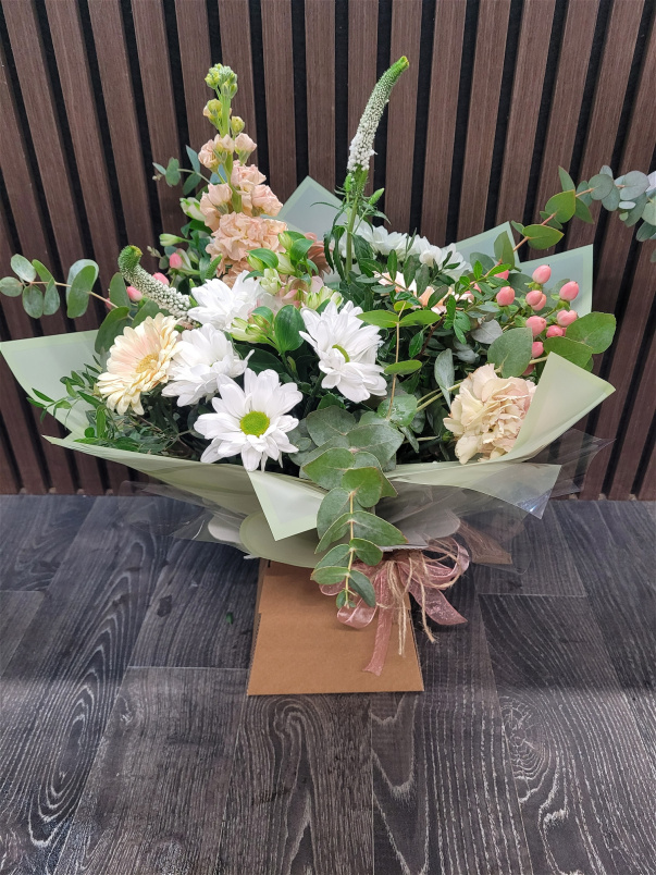 Fresh Flowers | Peaches pinks and cream