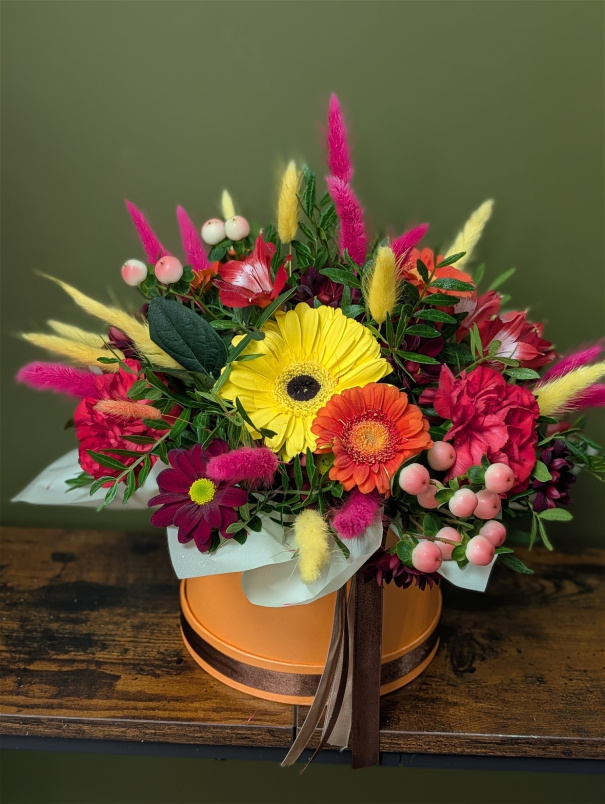 Fresh Flowers | Hat Boxes | Floral Hat Box Arrangement