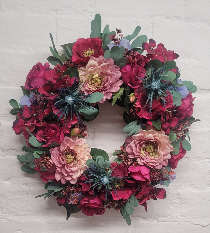 Autumn / Winter Door Wreaths | Door Wreaths | The rich autumn wreath
