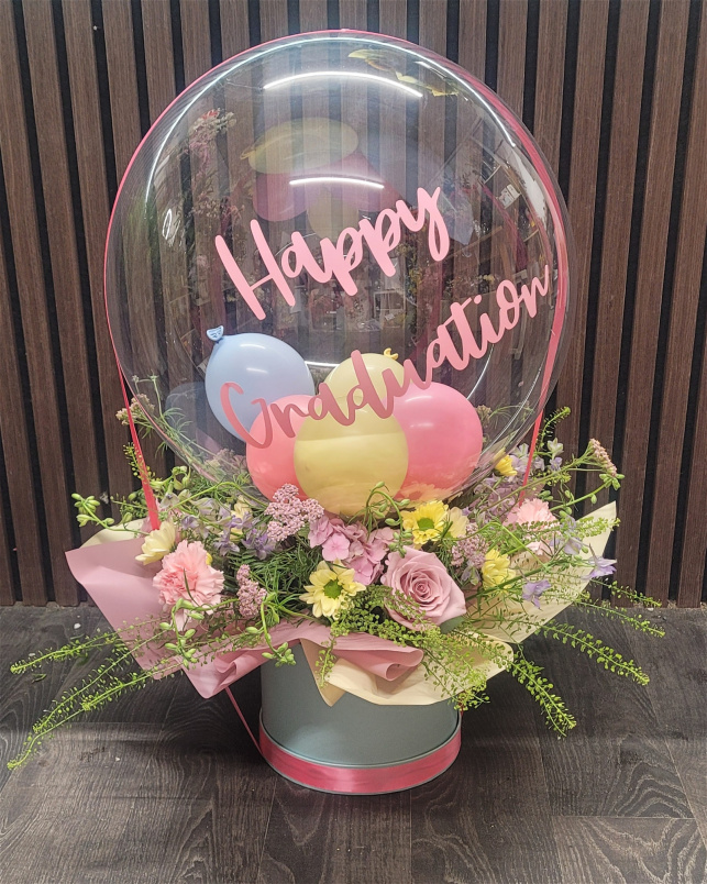 Balloon & Flower Hatbox | Fresh Flowers | Flower & Balloon Combo