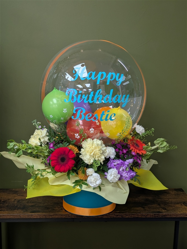 Balloon & Flower Hatbox | Fresh Flowers | Flower & Balloon Combo