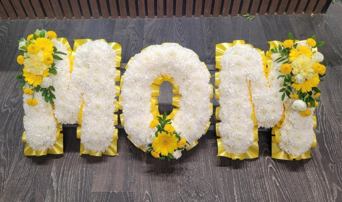 Funeral Flowers | Letter Tributes | MOM letter tribute