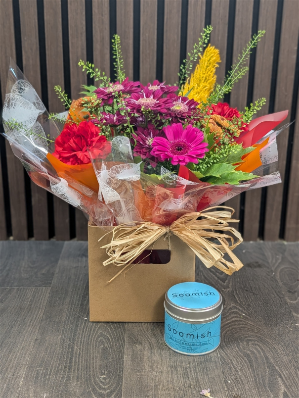 Fresh Flowers | Soomish Candles | Flower & candle gift set
