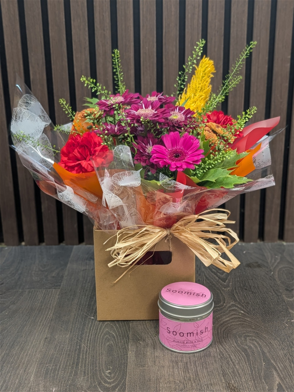 Fresh Flowers | Soomish Candles | Flower & candle gift set