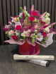 Fresh Flowers | Hat Boxes | Soomish Candles | Upsell gifts | Pink hatbox and wax melt gift set