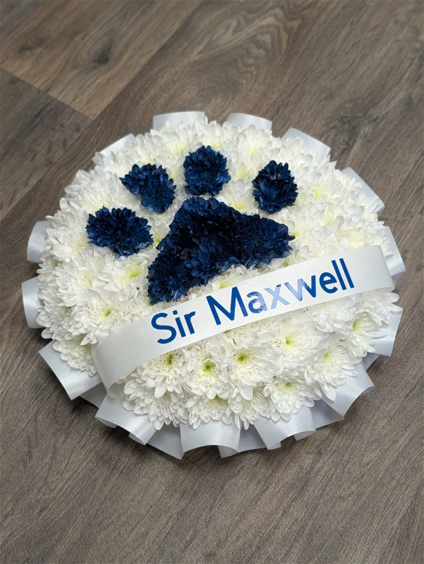 Funeral Flowers | Funeral posy | Paw print sympathy posy pad