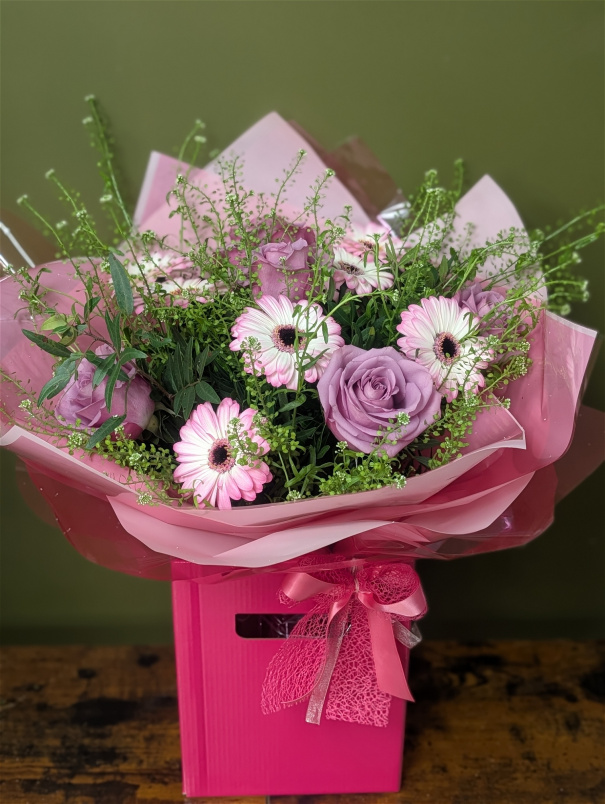 Fresh Flowers | Valentines | Tickled Pink Bouquet