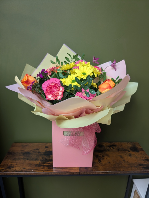 Fresh Flowers | Valentines | Sunshine sweetheart