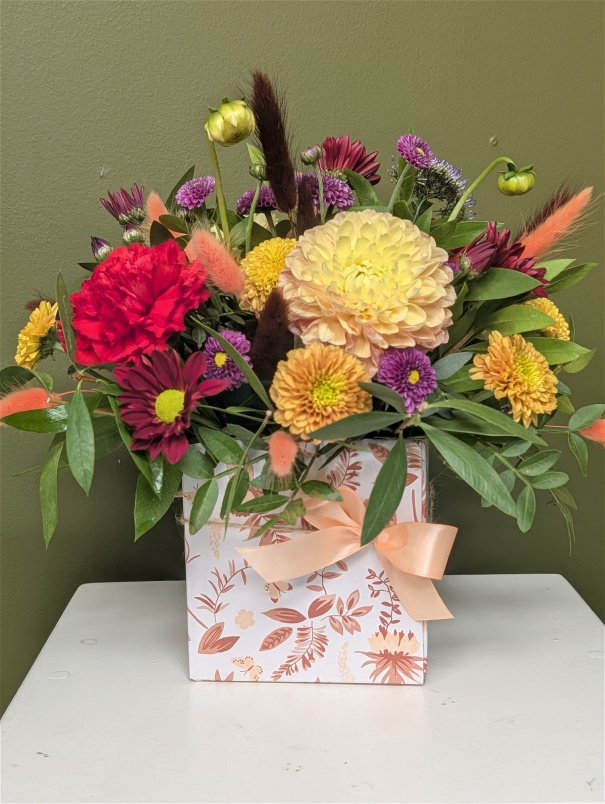 Fresh Flowers | Autumn glow arrangement