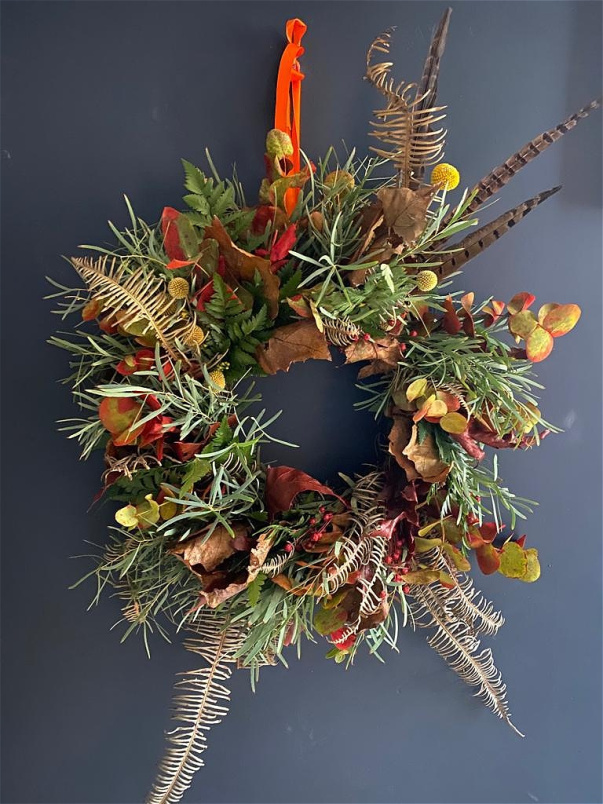 Workshops | A  Hint of Winter Wreath
