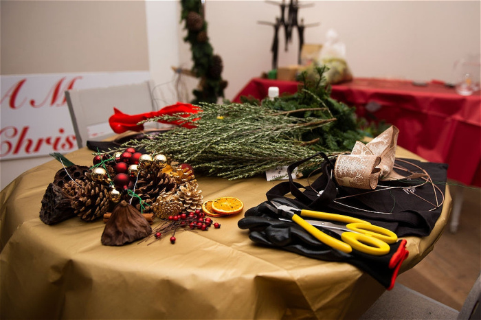 Workshops | Festive Classic Christmas  Wreath or Swag - Waun Wyllt