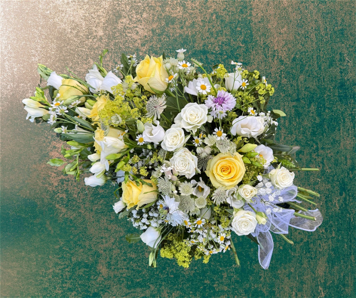 Arrangements | Farewell Flowers | Shining On in Memory