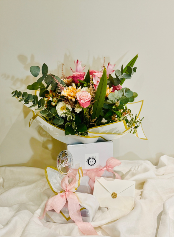Arrangements | Bouquets | Gifts | Birthday Cherie Fleur