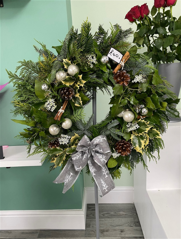 Christmas | Christmas Wreath - Silver