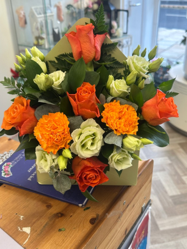 Arrangements | Envelope