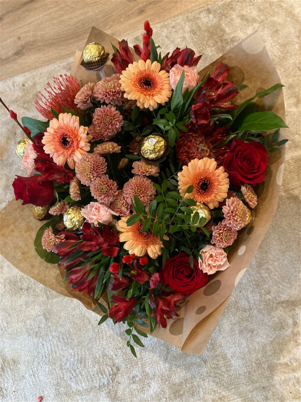 Bouquets | Chocolates and flowers