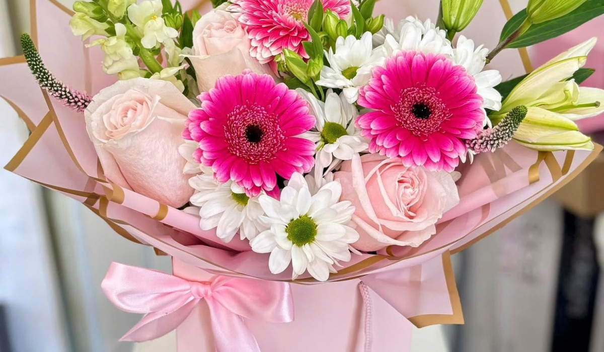 Jo Mc’s Flower Creations | Home