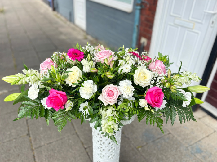 Casket Sprays | Casket Spray - Florist Choice