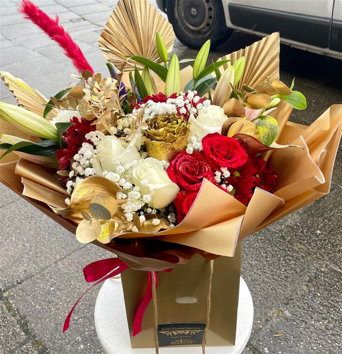 Bespoke Bouquets | Red & Gold