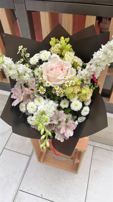 Bouquets | Signature - Florists Choice bouquet