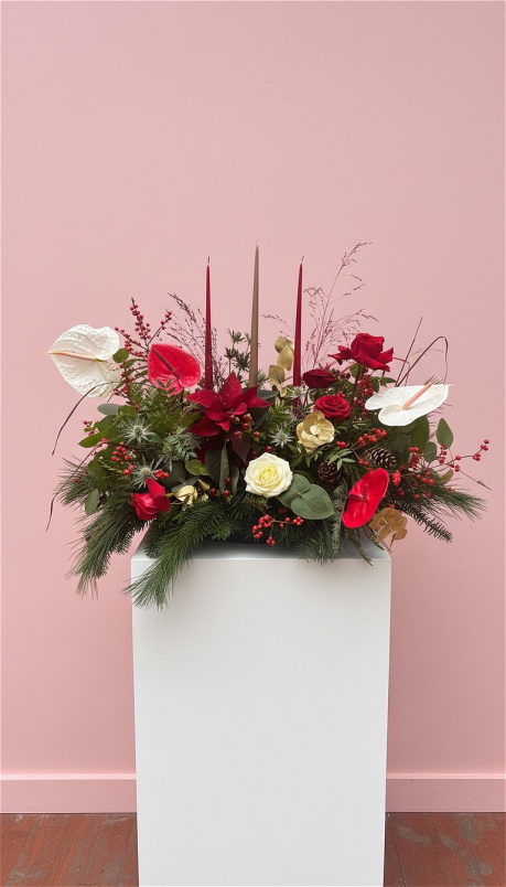 Bouquets | The Rose Noel centrepiece