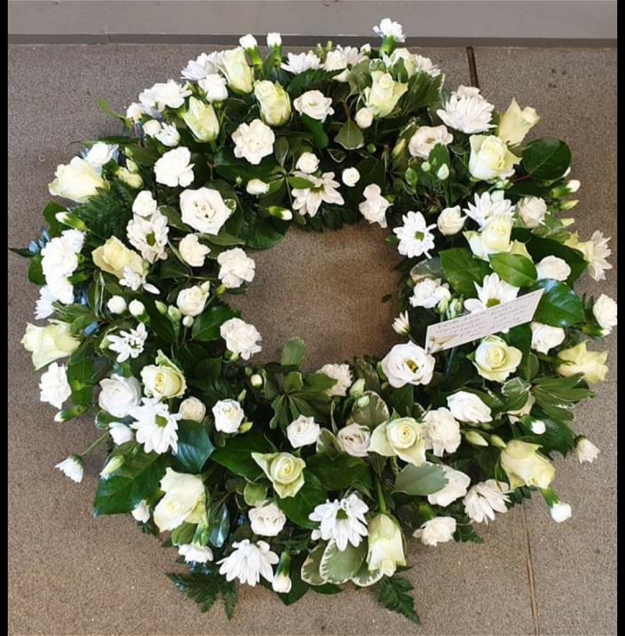 Funeral Wreaths | Classic Whites Funeral Wreath