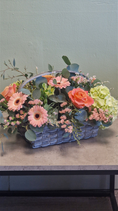 Trending flowers this week | Tickled Peach & Green