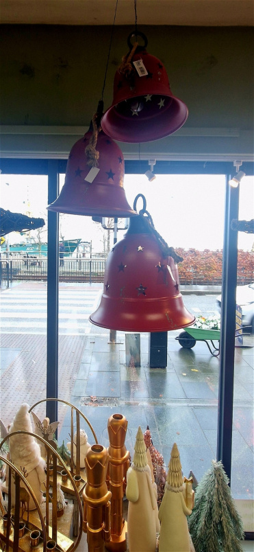 Christmas Decorations & Gifts | Large Statement Piece Magna Bell