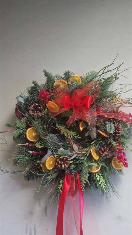 Bouquets Fresh flowers / Door Wreaths | Christmas Decorations & Gifts | Berry Merry Mayhem