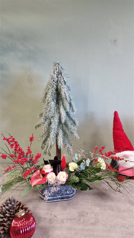 Flowers for Christmas Wexford | Oblong Christmas Tree Candle Centrepiece