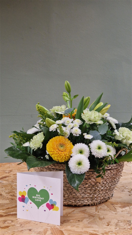 Bouquets & Gift Flowers | Seasonal Spring Basket