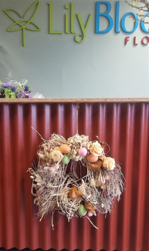 Bouquets & Gift Flowers | Peach Whisper Dried Easter Wreath