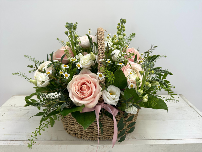 Fresh Flowers | Upsell gifts | Floral Basket