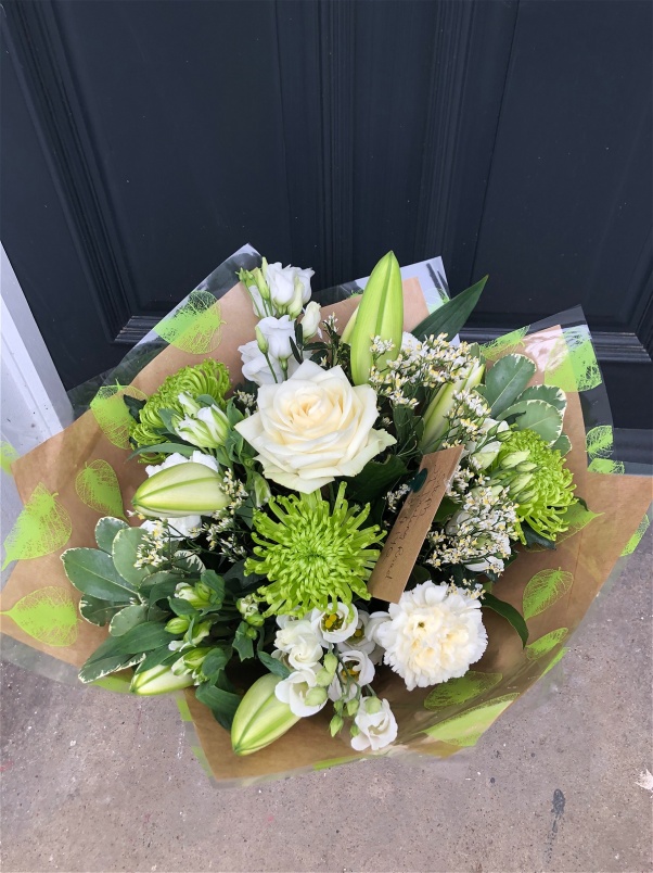 Bouquets | Mother's Day | White & Green bouquet