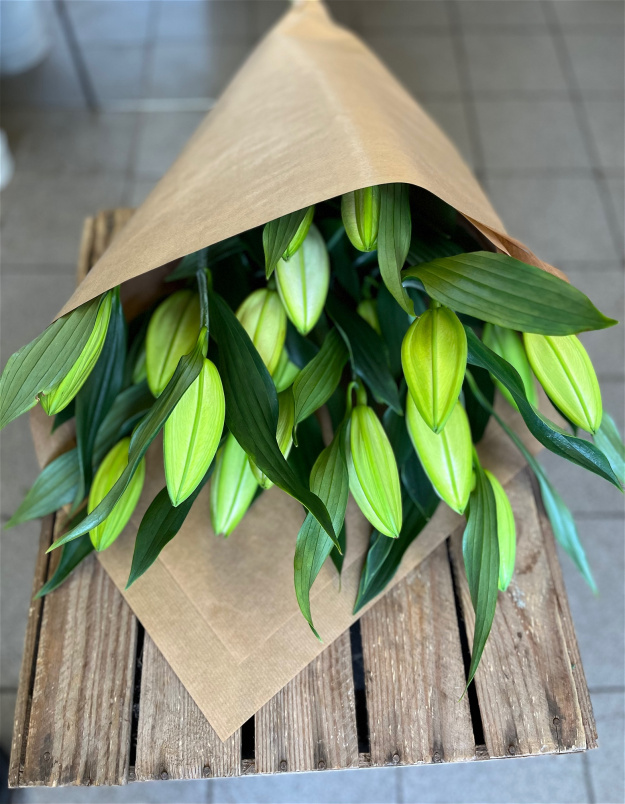 Bouquets | Mother's Day | Valentine's Day | Lily bouquet Eco