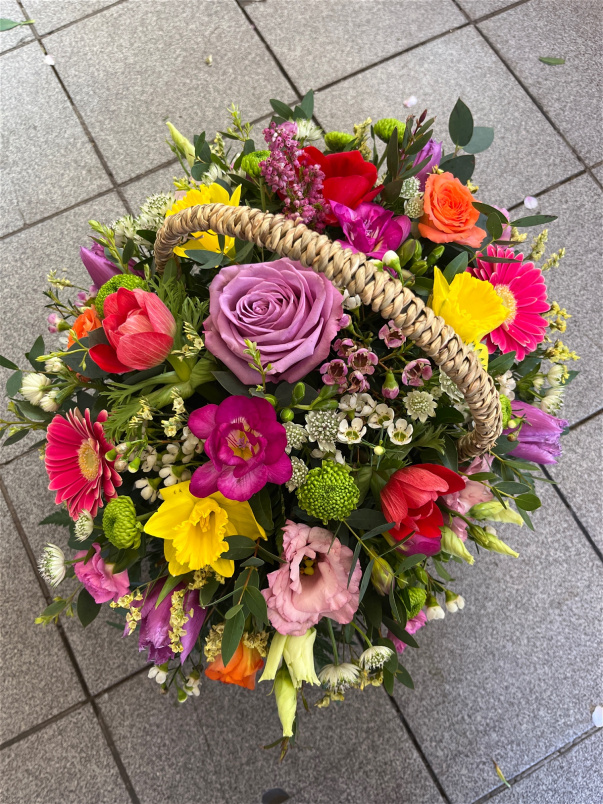Bouquets | Mother's Day | Spring basket