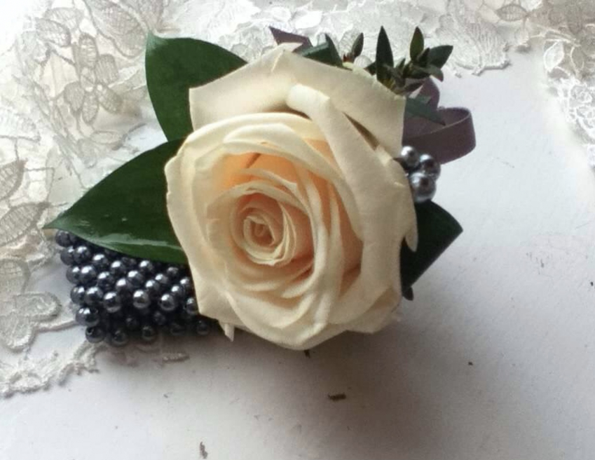 DAISY DAYDREAMS FLOWERS | Wedding