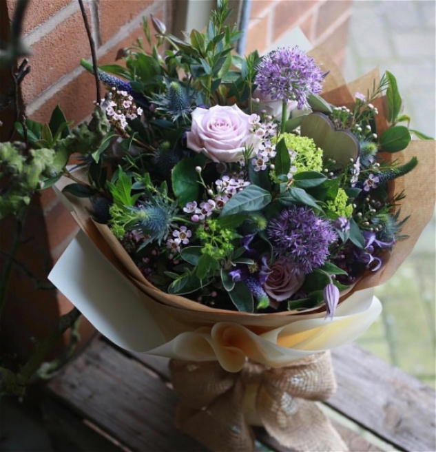 DAISY DAYDREAMS FLOWERS | Bouquets