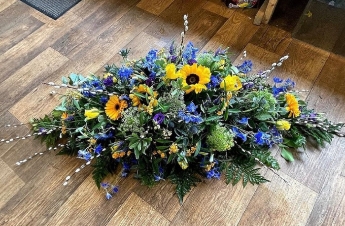 Sprays and Sheafs  | Country Garden Spray - Double Ended