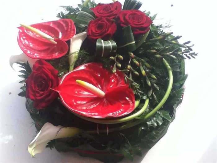 Funeral Posy | Modern Posy Pad