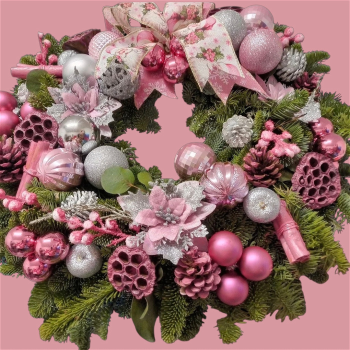 Christmas Wreath | Blush & Bauble