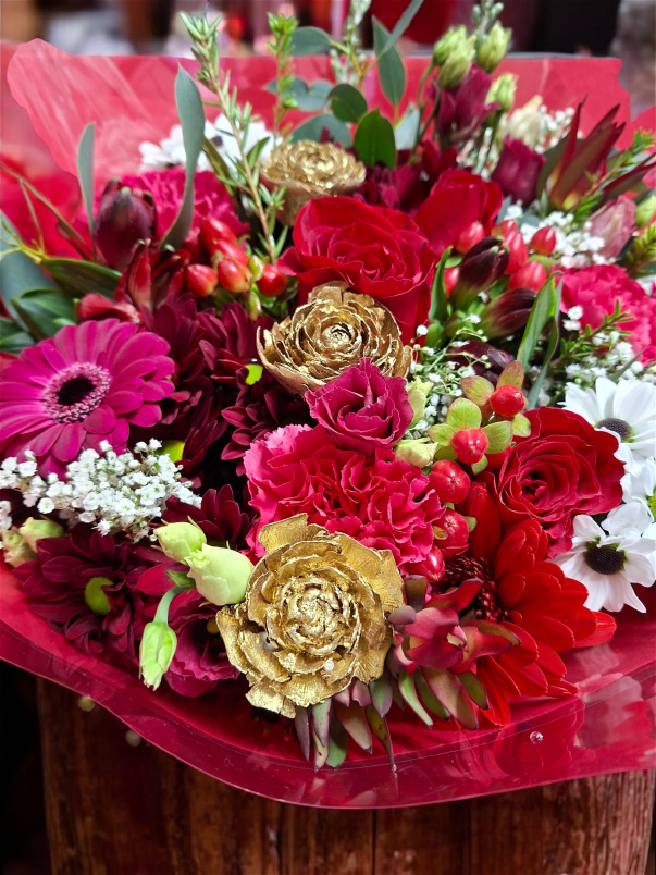 Christmas Flowers | Christmas Royale