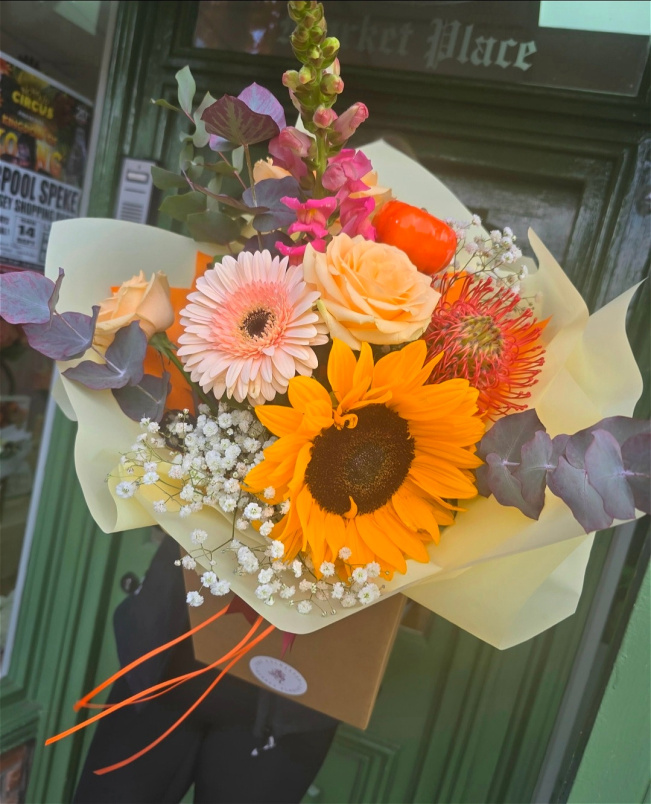 Autumnal Flowers | Florists Autumnal Mix