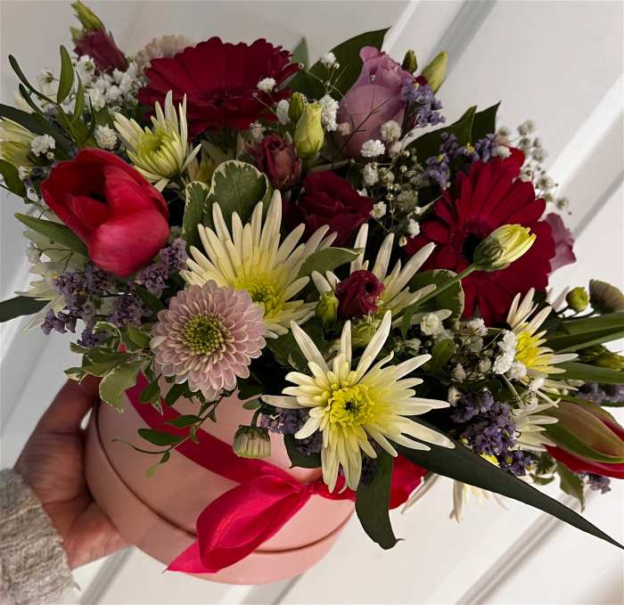 Valentines | Hat box gift arrangement