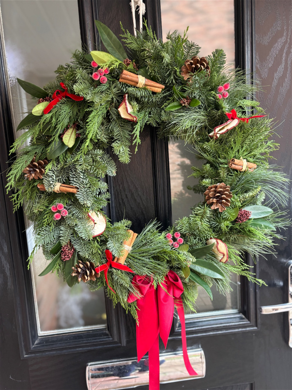 Weddings & Events | Workshop | Festive Wreath’s at The Bell