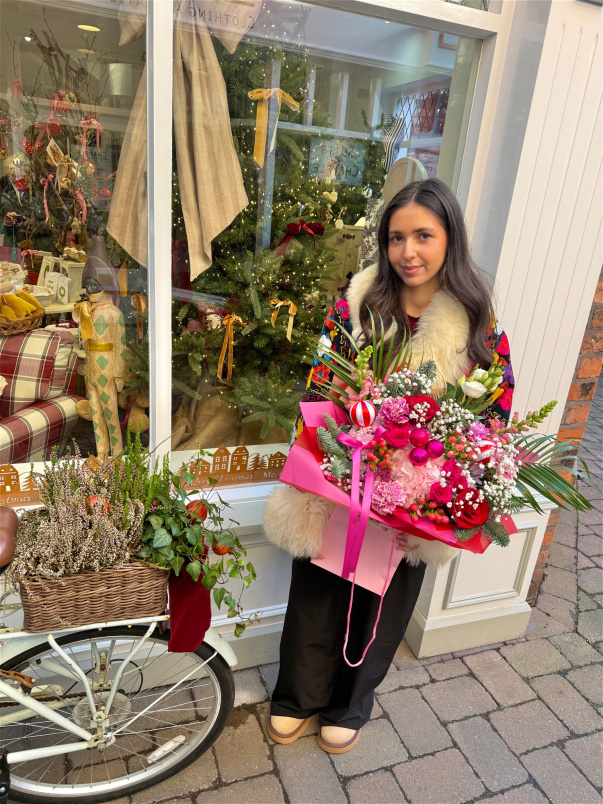 Christmas | Send Fresh Flowers | Merry & Bright