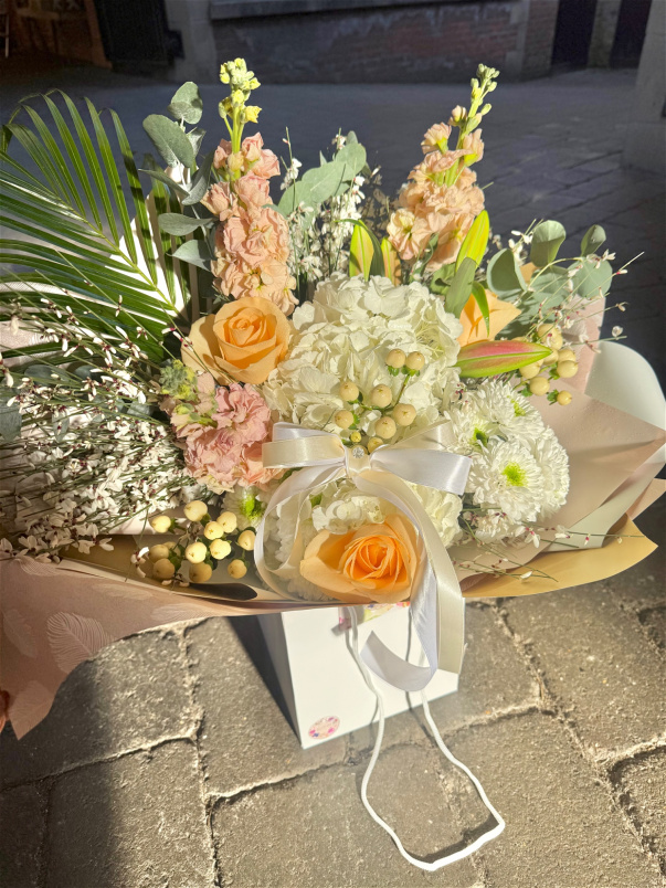 Send Fresh Flowers | Send Nudes