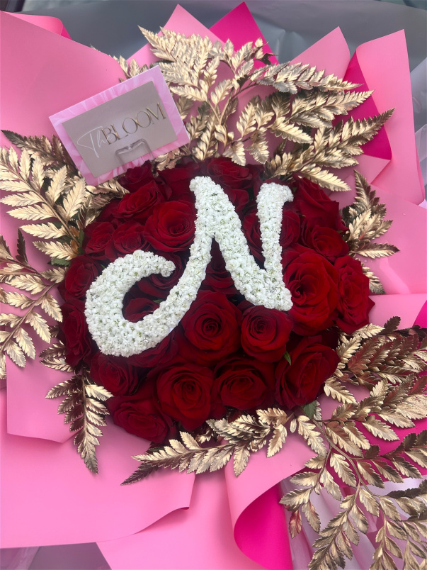 Bouquets | Initial Roses