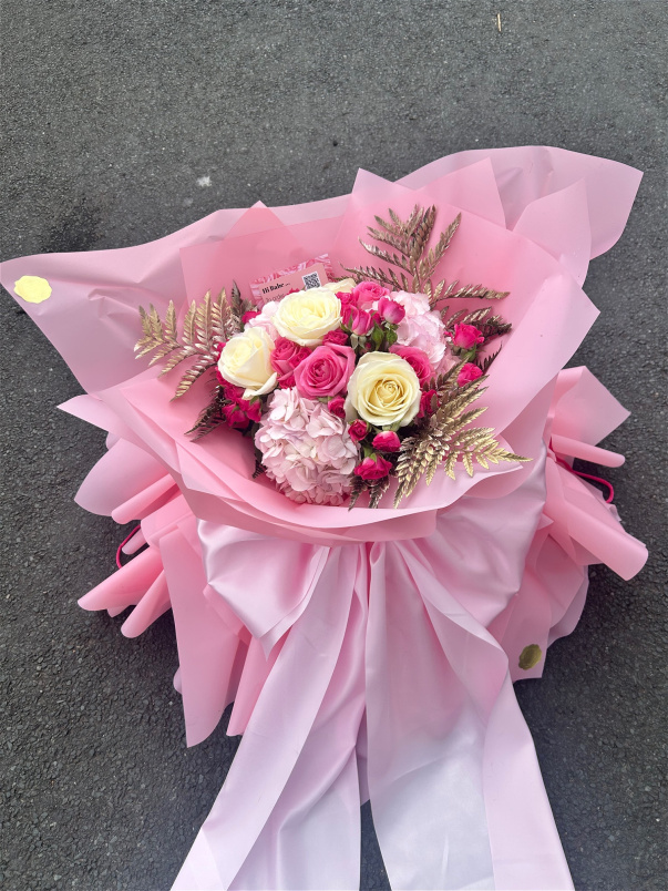 Bouquets | Favourite Girl